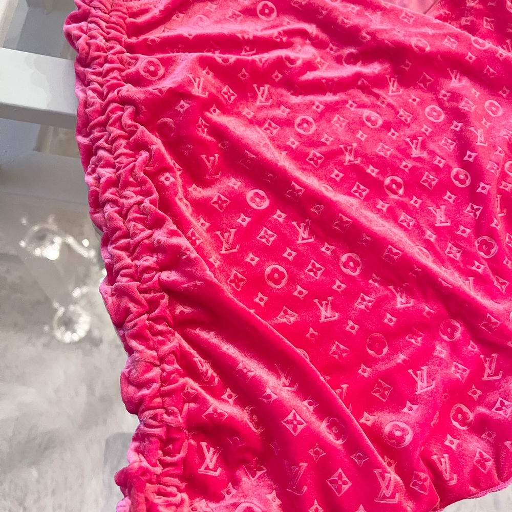 Louis Vuitton Pink Velvet Monogram Triangle Bikini Set - Picture 9 of 12